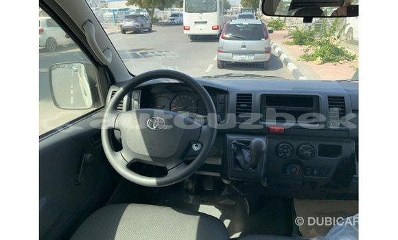 Buy Import Toyota Hiace White Car in Import - Dubai in Andijon Buy Import Toyota Hiace White Car in Import - Dubai in Andijon