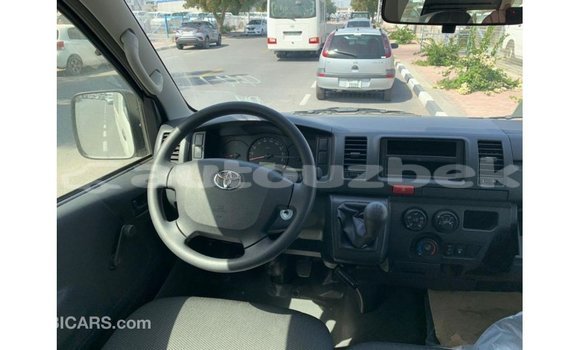 Buy Import Toyota Hiace White Car in Import - Dubai in Andijon Buy Import Toyota Hiace White Car in Import - Dubai in Andijon