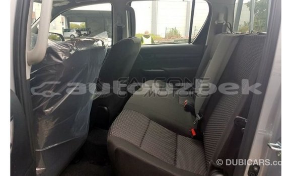Buy Import Toyota Hilux Brown Car in Import - Dubai in Andijon Buy Import Toyota Hilux Brown Car in Import - Dubai in Andijon