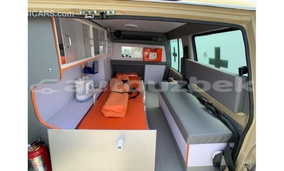 Buy Import Toyota Land Cruiser Beige Car in Import - Dubai in Andijon Buy Import Toyota Land Cruiser Beige Car in Import - Dubai in Andijon
