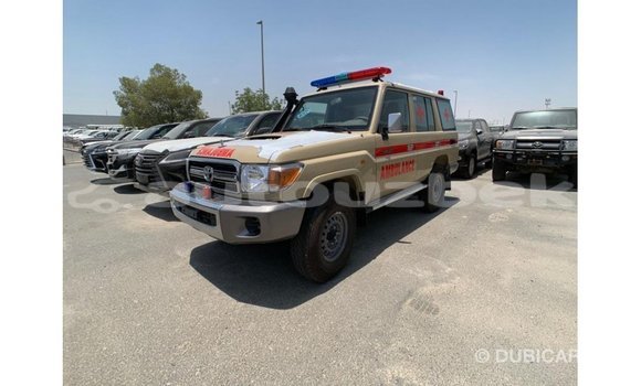 Buy Import Toyota Land Cruiser Beige Car in Import - Dubai in Andijon Buy Import Toyota Land Cruiser Beige Car in Import - Dubai in Andijon