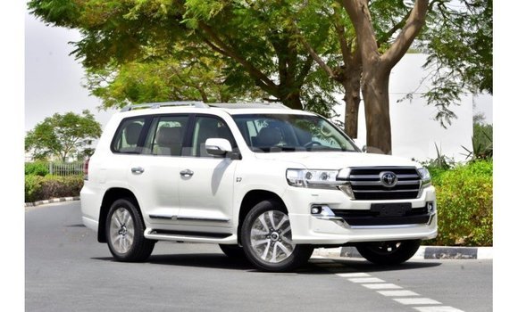 Buy Import Toyota Land Cruiser White Car in Import - Dubai in Andijon Buy Import Toyota Land Cruiser White Car in Import - Dubai in Andijon