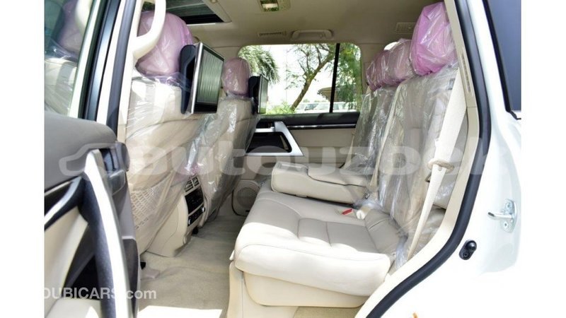 Big with watermark toyota land cruiser andijon import dubai 3255
