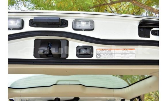 Buy Import Toyota Land Cruiser White Car in Import - Dubai in Andijon Buy Import Toyota Land Cruiser White Car in Import - Dubai in Andijon