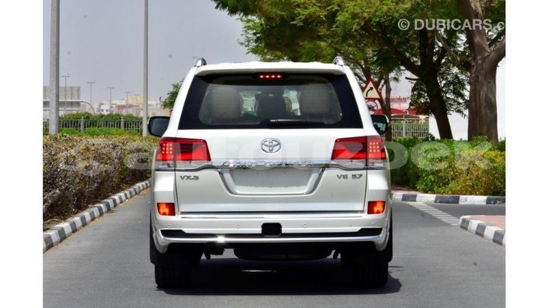 Big with watermark toyota land cruiser andijon import dubai 3255