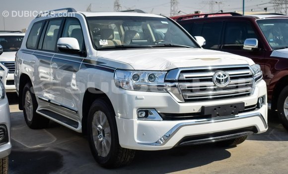 Buy Import Toyota Land Cruiser White Car in Import - Dubai in Andijon Buy Import Toyota Land Cruiser White Car in Import - Dubai in Andijon