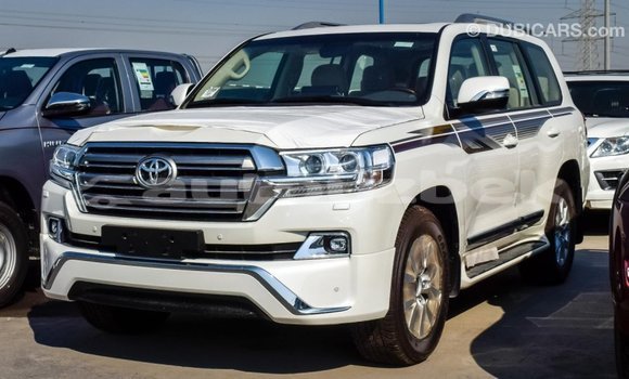 Buy Import Toyota Land Cruiser White Car in Import - Dubai in Andijon Buy Import Toyota Land Cruiser White Car in Import - Dubai in Andijon