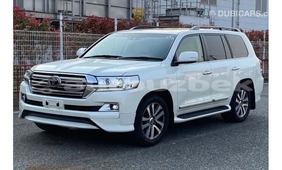 Buy Import Toyota Land Cruiser White Car in Import - Dubai in Andijon Buy Import Toyota Land Cruiser White Car in Import - Dubai in Andijon