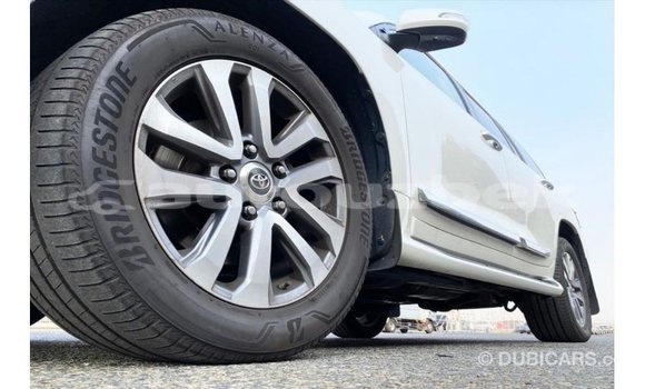 Buy Import Toyota Land Cruiser White Car in Import - Dubai in Andijon Buy Import Toyota Land Cruiser White Car in Import - Dubai in Andijon