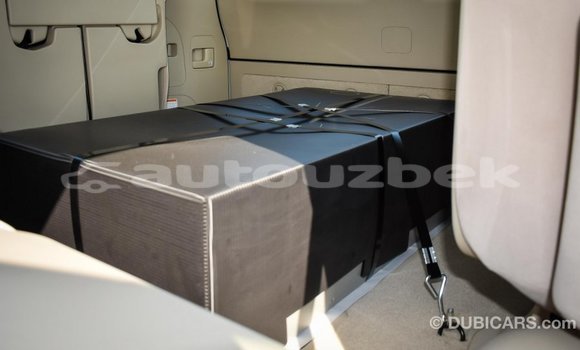 Buy Import Toyota Land Cruiser White Car in Import - Dubai in Andijon Buy Import Toyota Land Cruiser White Car in Import - Dubai in Andijon