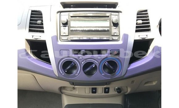 Buy Import Toyota Hilux Other Car in Import - Dubai in Andijon Buy Import Toyota Hilux Other Car in Import - Dubai in Andijon