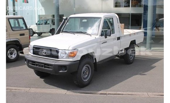 Buy Import Toyota Land Cruiser White Car in Import - Dubai in Andijon Buy Import Toyota Land Cruiser White Car in Import - Dubai in Andijon