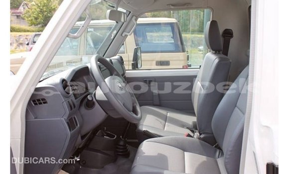 Buy Import Toyota Land Cruiser White Car in Import - Dubai in Andijon Buy Import Toyota Land Cruiser White Car in Import - Dubai in Andijon