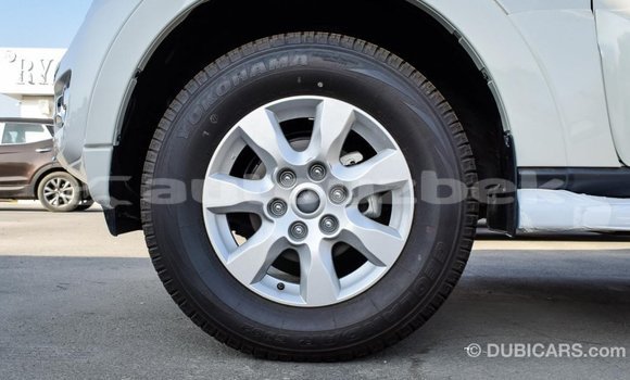 Buy Import Mitsubishi Pajero White Car in Import - Dubai in Andijon