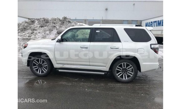 Buy Import Toyota 4Runner White Car in Import - Dubai in Andijon Buy Import Toyota 4Runner White Car in Import - Dubai in Andijon
