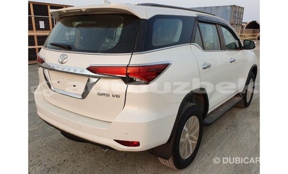 Buy Import Toyota Fortuner White Car in Import - Dubai in Andijon Buy Import Toyota Fortuner White Car in Import - Dubai in Andijon