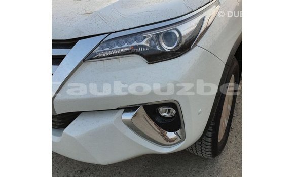 Buy Import Toyota Fortuner White Car in Import - Dubai in Andijon Buy Import Toyota Fortuner White Car in Import - Dubai in Andijon