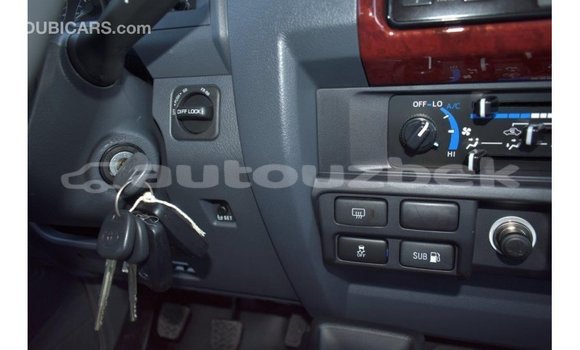 Buy Import Toyota Land Cruiser Beige Car in Import - Dubai in Andijon Buy Import Toyota Land Cruiser Beige Car in Import - Dubai in Andijon