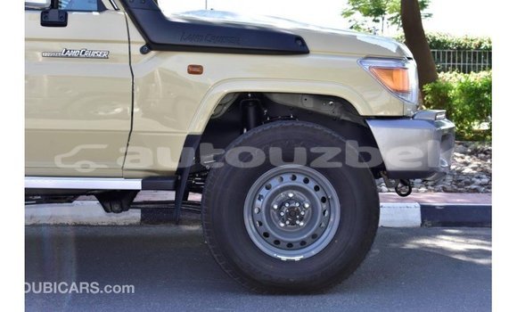 Buy Import Toyota Land Cruiser Beige Car in Import - Dubai in Andijon Buy Import Toyota Land Cruiser Beige Car in Import - Dubai in Andijon