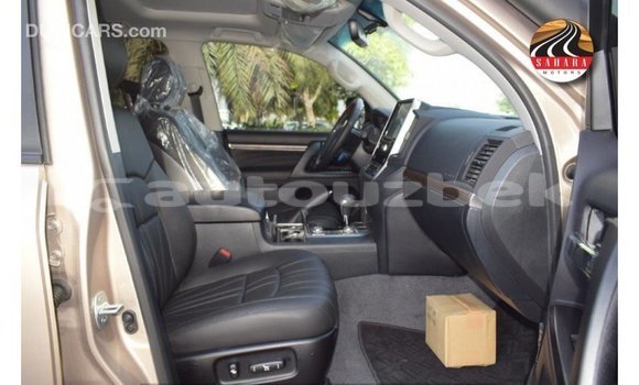 Buy Import Toyota Land Cruiser Other Car in Import - Dubai in Andijon Buy Import Toyota Land Cruiser Other Car in Import - Dubai in Andijon