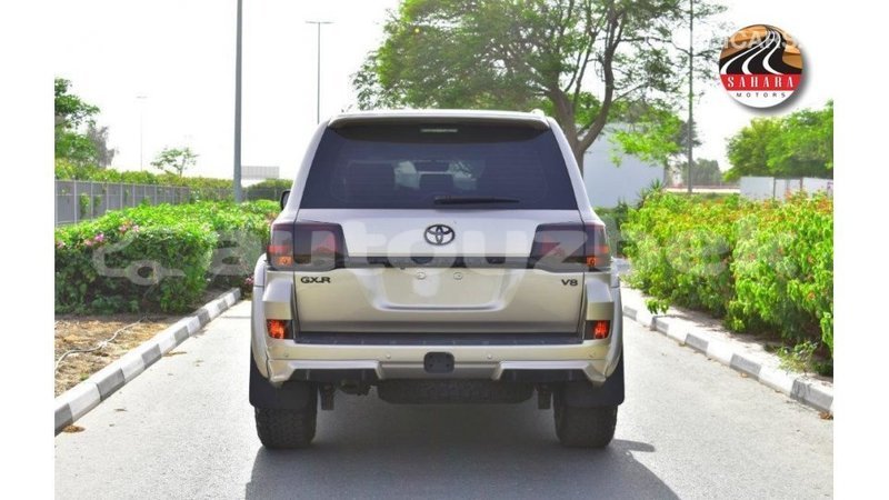 Big with watermark toyota land cruiser andijon import dubai 3316