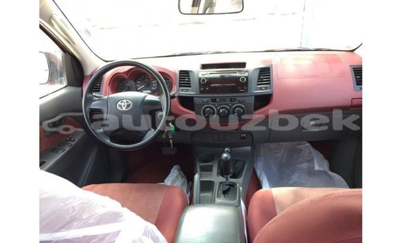 Buy Import Toyota Hilux Red Car in Import - Dubai in Andijon Buy Import Toyota Hilux Red Car in Import - Dubai in Andijon