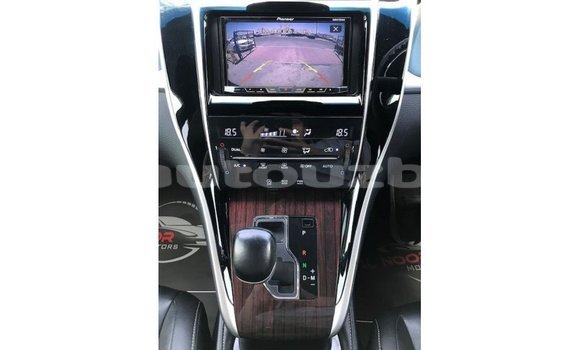 Buy Import Toyota Harrier Brown Car in Import - Dubai in Andijon Buy Import Toyota Harrier Brown Car in Import - Dubai in Andijon