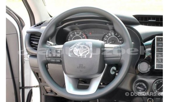 Buy Import Toyota Hilux White Car in Import - Dubai in Andijon Buy Import Toyota Hilux White Car in Import - Dubai in Andijon