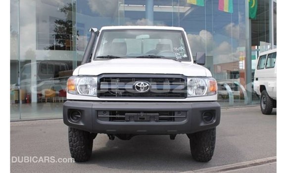 Buy Import Toyota Land Cruiser White Car in Import - Dubai in Andijon Buy Import Toyota Land Cruiser White Car in Import - Dubai in Andijon