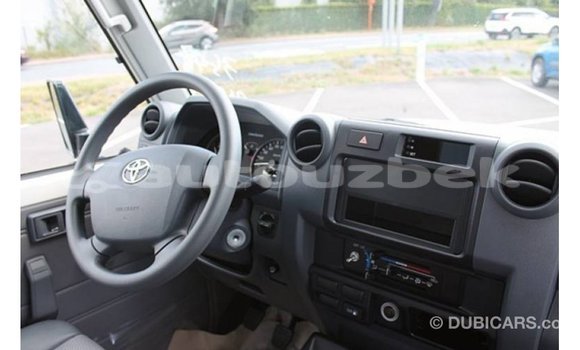 Buy Import Toyota Land Cruiser White Car in Import - Dubai in Andijon Buy Import Toyota Land Cruiser White Car in Import - Dubai in Andijon