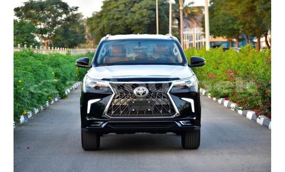 Buy Import Toyota Fortuner Black Car in Import - Dubai in Andijon Buy Import Toyota Fortuner Black Car in Import - Dubai in Andijon