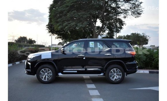 Buy Import Toyota Fortuner Black Car in Import - Dubai in Andijon Buy Import Toyota Fortuner Black Car in Import - Dubai in Andijon
