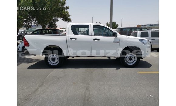 Buy Import Toyota Hilux White Car in Import - Dubai in Andijon Buy Import Toyota Hilux White Car in Import - Dubai in Andijon