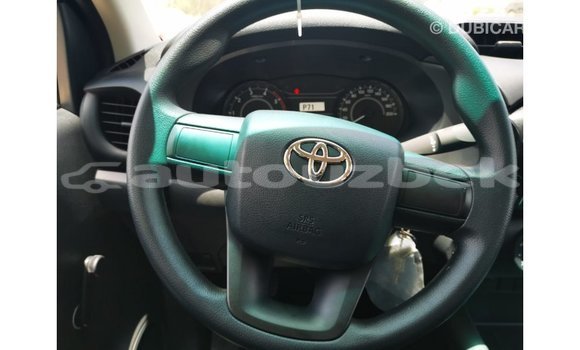 Buy Import Toyota Hilux White Car in Import - Dubai in Andijon Buy Import Toyota Hilux White Car in Import - Dubai in Andijon