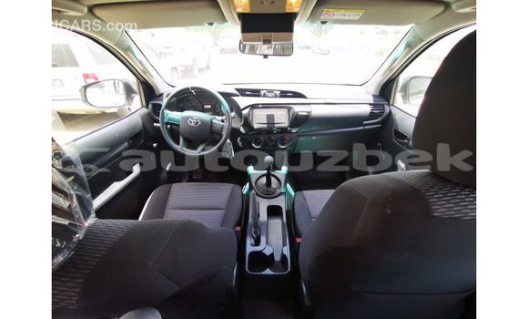 Buy Import Toyota Hilux White Car in Import - Dubai in Andijon Buy Import Toyota Hilux White Car in Import - Dubai in Andijon