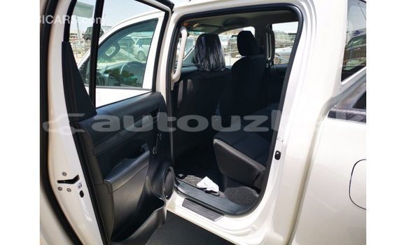 Buy Import Toyota Hilux White Car in Import - Dubai in Andijon Buy Import Toyota Hilux White Car in Import - Dubai in Andijon