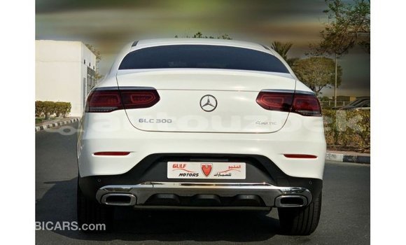 Buy Import Mercedes-Benz GLC White Car in Import - Dubai in Andijon Buy Import Mercedes-Benz GLC White Car in Import - Dubai in Andijon