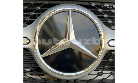 Buy Import Mercedes-Benz GLC White Car in Import - Dubai in Andijon Buy Import Mercedes-Benz GLC White Car in Import - Dubai in Andijon