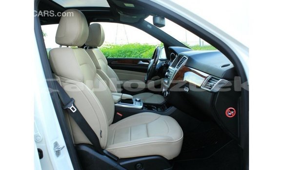 Buy Import Mercedes-Benz 190 White Car in Import - Dubai in Andijon Buy Import Mercedes-Benz 190 White Car in Import - Dubai in Andijon