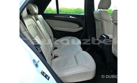 Buy Import Mercedes-Benz 190 White Car in Import - Dubai in Andijon Buy Import Mercedes-Benz 190 White Car in Import - Dubai in Andijon