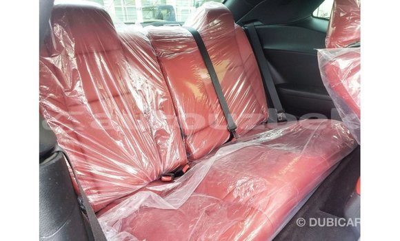 Buy Import Dodge Challenger White Car in Import - Dubai in Andijon Buy Import Dodge Challenger White Car in Import - Dubai in Andijon