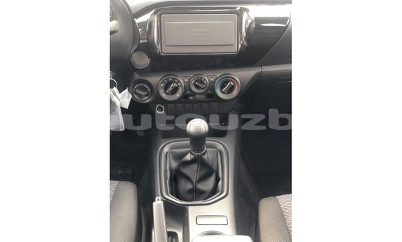 Buy Import Toyota Hilux White Car in Import - Dubai in Andijon Buy Import Toyota Hilux White Car in Import - Dubai in Andijon