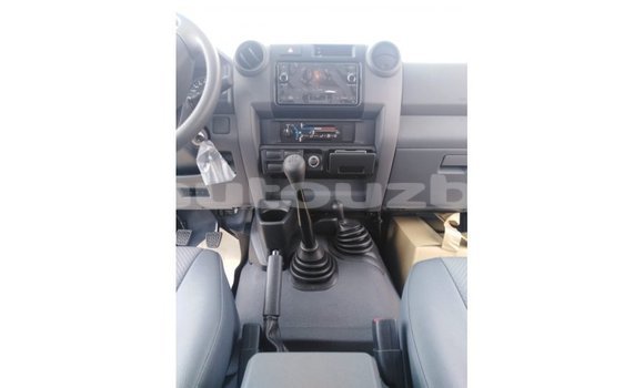 Buy Import Toyota Land Cruiser White Car in Import - Dubai in Andijon Buy Import Toyota Land Cruiser White Car in Import - Dubai in Andijon