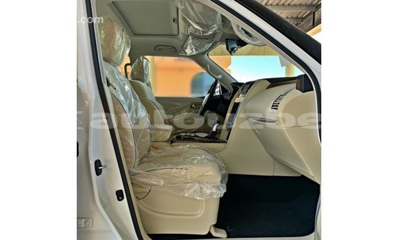Buy Import Nissan Patrol White Car in Import - Dubai in Andijon Buy Import Nissan Patrol White Car in Import - Dubai in Andijon
