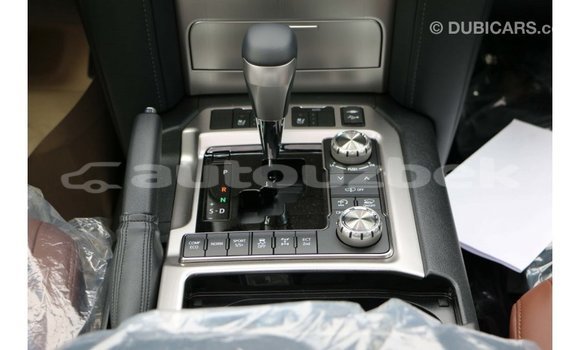 Buy Import Toyota Land Cruiser White Car in Import - Dubai in Andijon Buy Import Toyota Land Cruiser White Car in Import - Dubai in Andijon