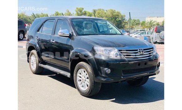 Buy Import Toyota Fortuner Black Car in Import - Dubai in Andijon Buy Import Toyota Fortuner Black Car in Import - Dubai in Andijon