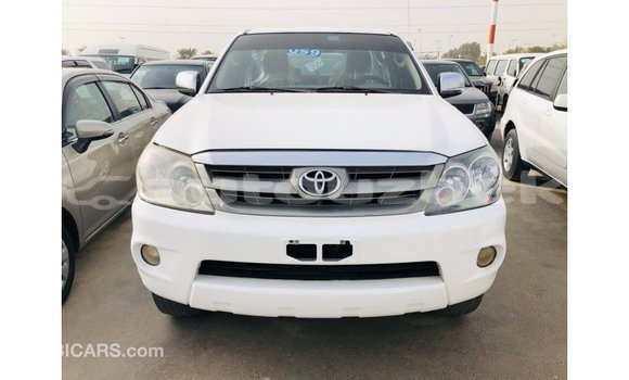 Buy Import Toyota Fortuner White Car in Import - Dubai in Andijon Buy Import Toyota Fortuner White Car in Import - Dubai in Andijon