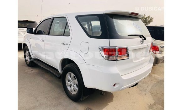 Buy Import Toyota Fortuner White Car in Import - Dubai in Andijon Buy Import Toyota Fortuner White Car in Import - Dubai in Andijon