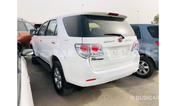 Buy Import Toyota Fortuner White Car in Import - Dubai in Andijon Buy Import Toyota Fortuner White Car in Import - Dubai in Andijon