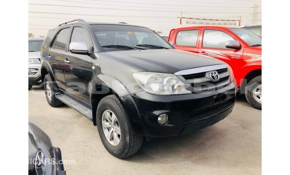 Buy Import Toyota Fortuner Black Car in Import - Dubai in Andijon Buy Import Toyota Fortuner Black Car in Import - Dubai in Andijon